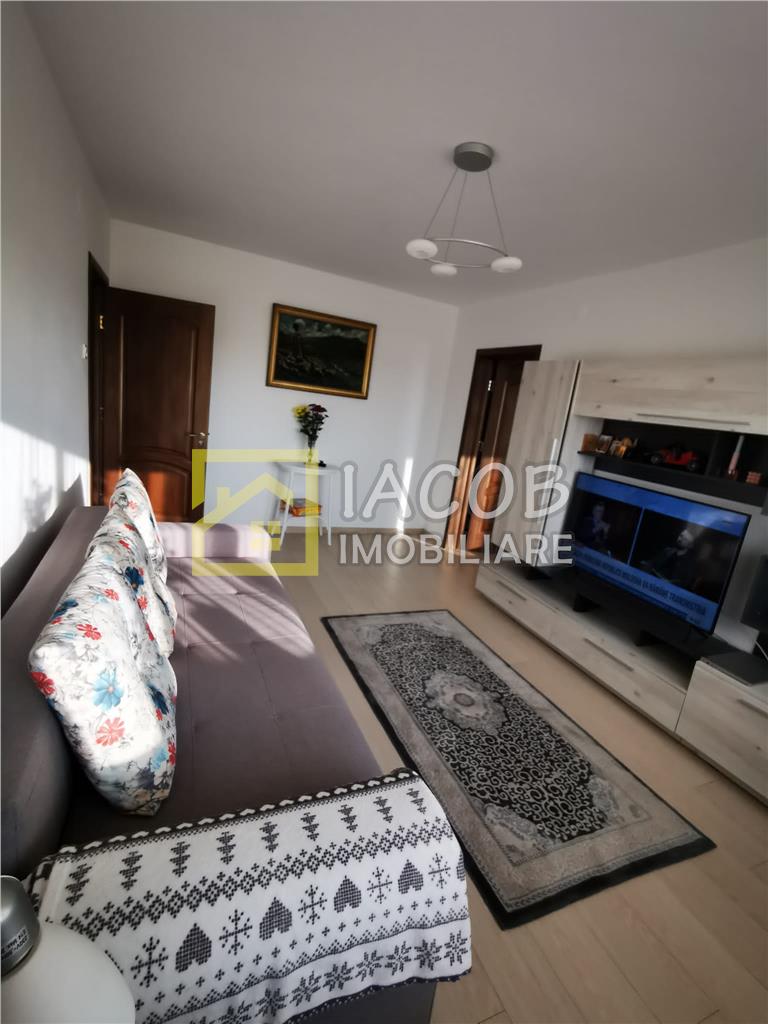 Apartament 2 Camere Str. Garii - Renovat Recent